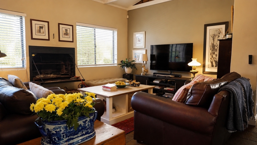 4 Bedroom Property for Sale in Groenvlei Western Cape